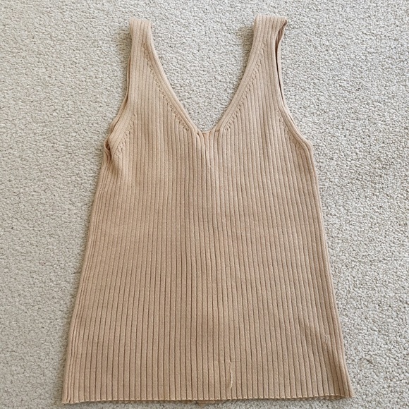 Francesca’s Button Top - Picture 4 of 4